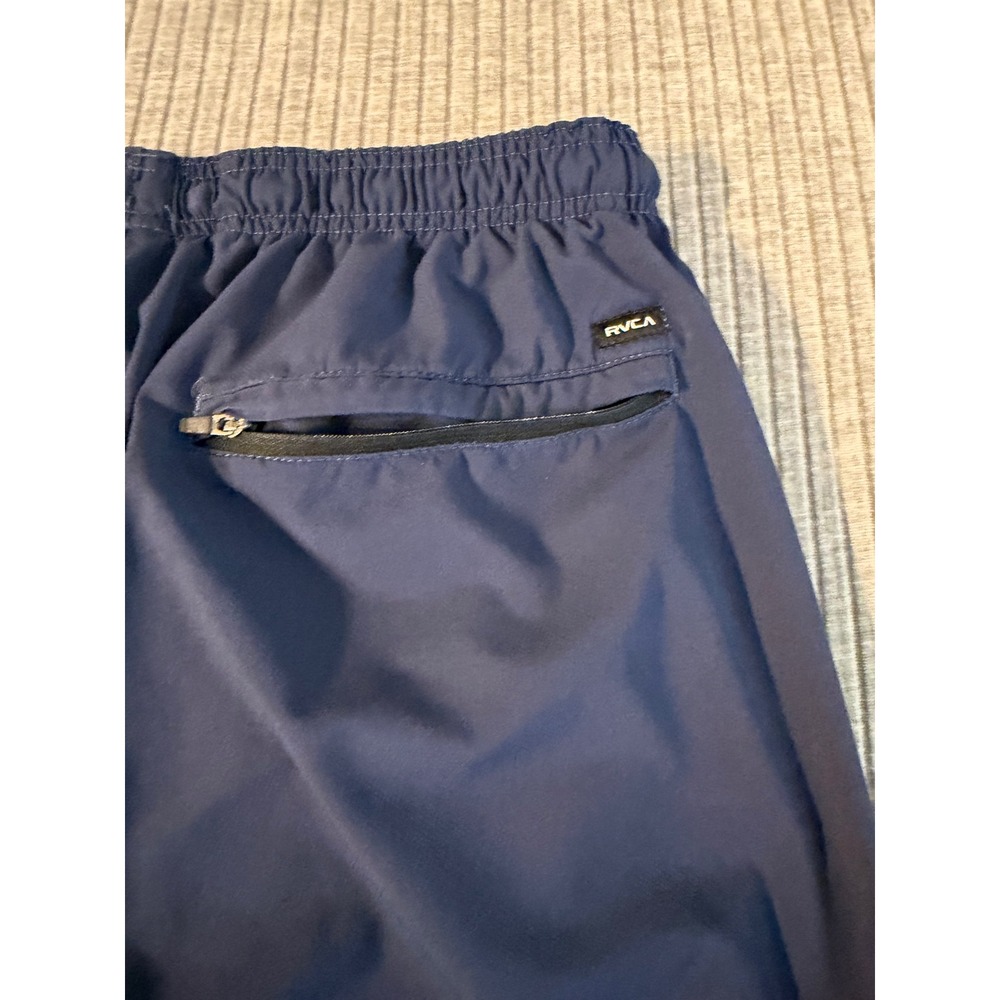 RVCA Sport Mens Navy Blue Athletic Gym Training Shorts Size Medium - Picture 3 of 7